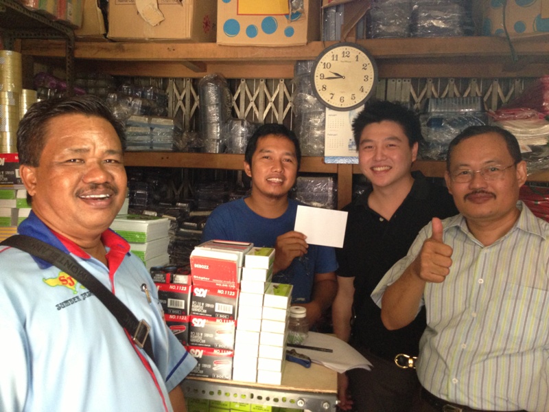 SURVEY PEMASARAN PRODUK PLASTIK DEGRADABLE